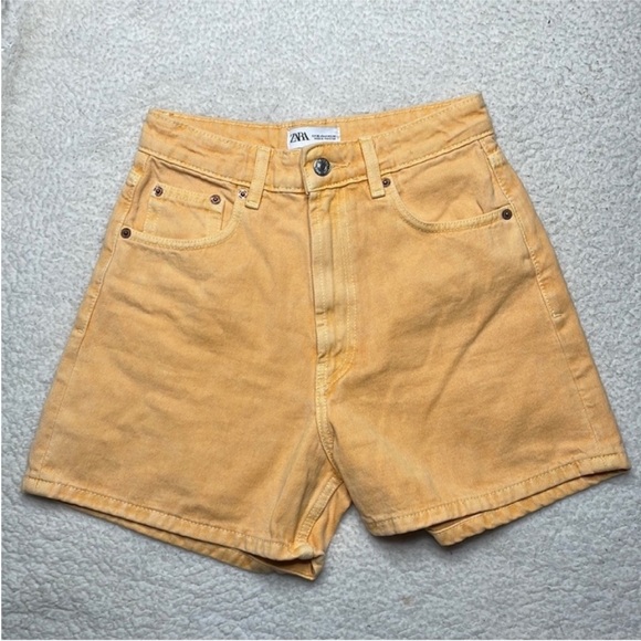 ZARA light Yellow Shorts Denim Size 4 Comfy In Style - Picture 7 of 8
